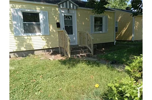 1637 Huey St Photo 1