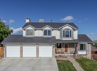 11227 W Dumbarton Dr, Littleton, CO 80127