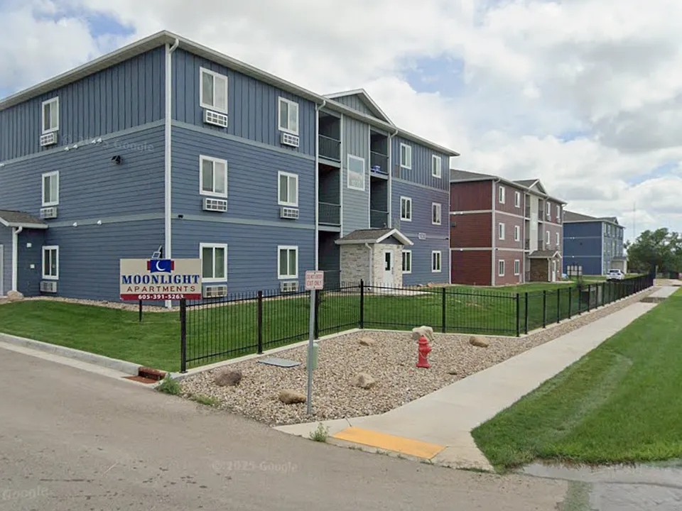 1062 N Valley Dr
