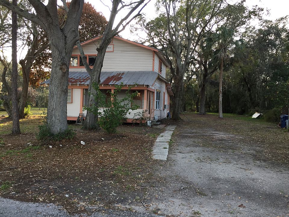 1st image of 7011 S Manhattan Ave
