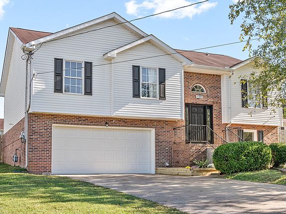 3rd image of 1043 Sugarcane Way