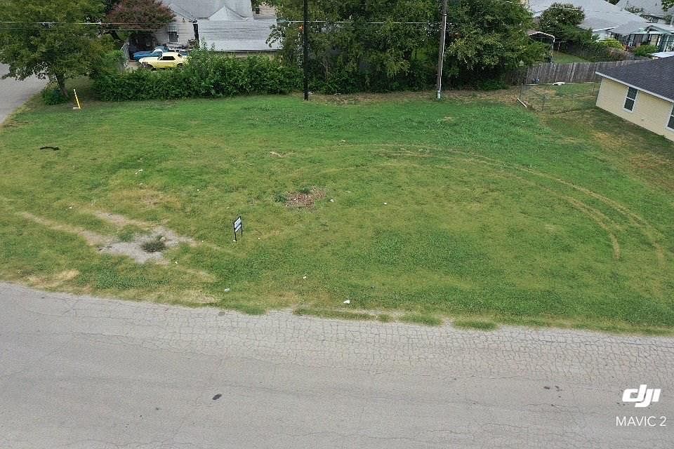 2nd image of 3340 Willing Ave Lot 11
