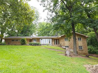 537 Indian Lake Rd, Hendersonville, TN 37075