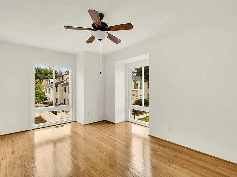 10229 Ridgeline Dr — Photo 23