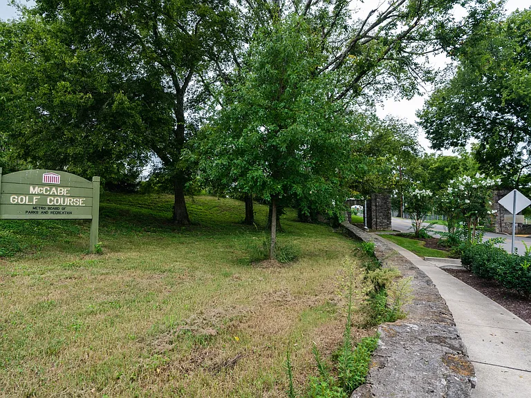 518 Acklen Park Dr — Photo 20
