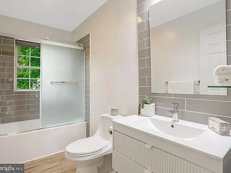 6703 Oak Dr — Photo 23