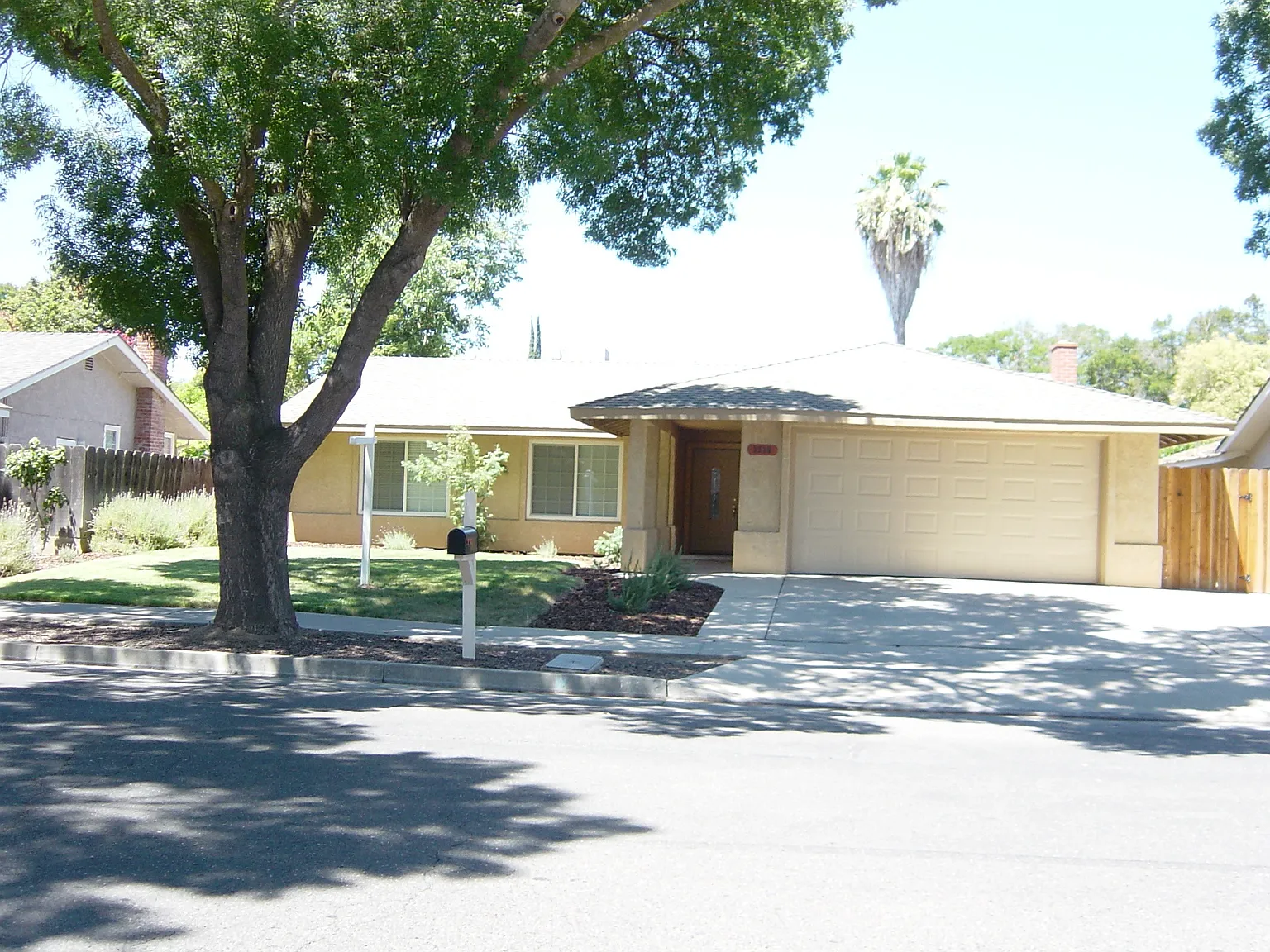 3539 Cordova Ave photo 1