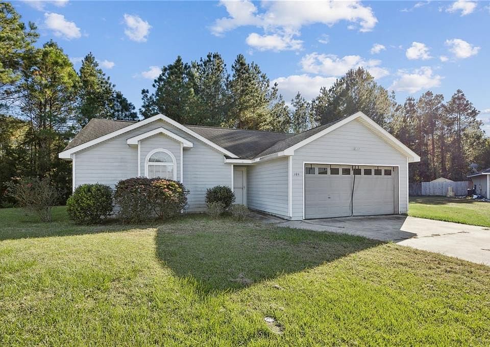 1st image of 104 Pin Oak Ct