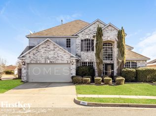 7601 Southbridge Ln, Arlington, TX 76002