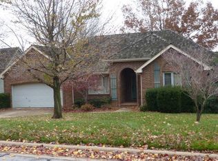 4878 S Wellington Dr, Springfield, MO 65810