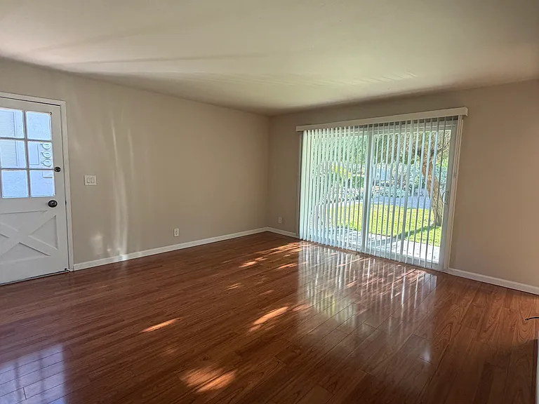 987 Ponderosa Ave #A — Photo 15