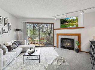 3635 Saint Francis Way APT A, Eagan, MN 55123