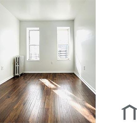 4th image of 148 Rockaway Pkwy APT 2R