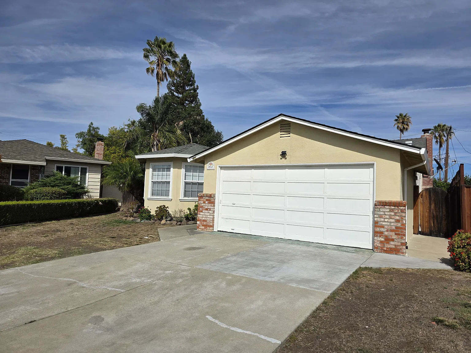 4 bed, 1714 sqft, $5,600 — Photo 2