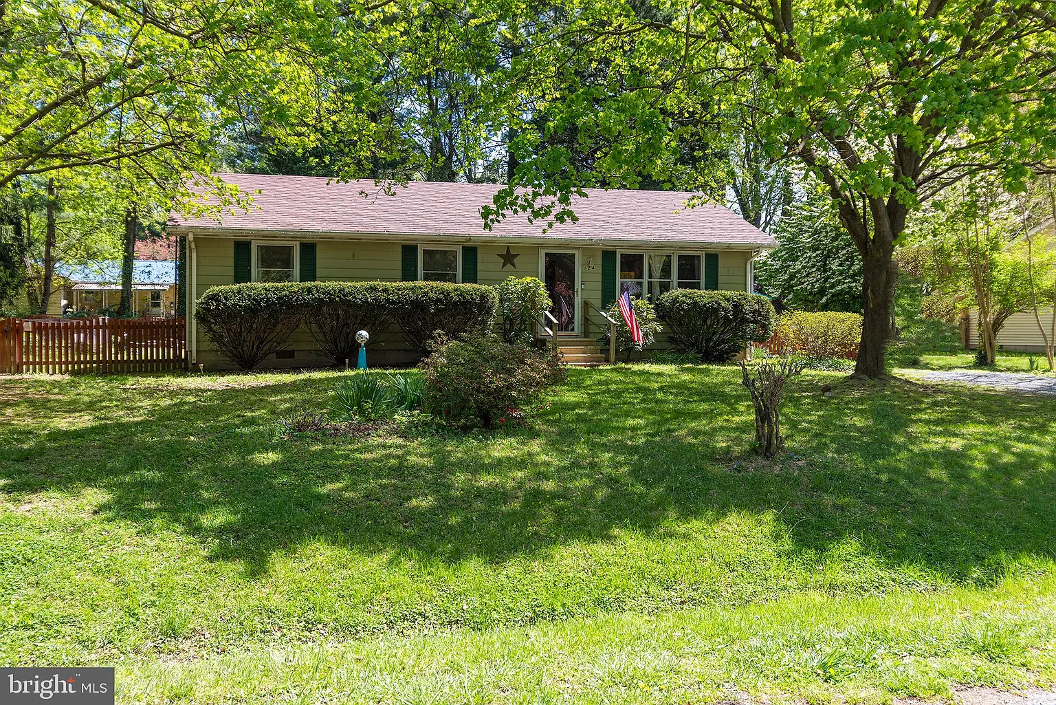 124 Edmore Rd photo 1