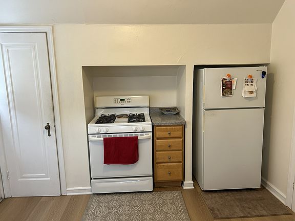 2nd image of 1523 N 49th St