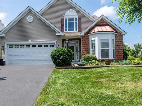 3875 Arbours Ave, Collegeville, PA 19426