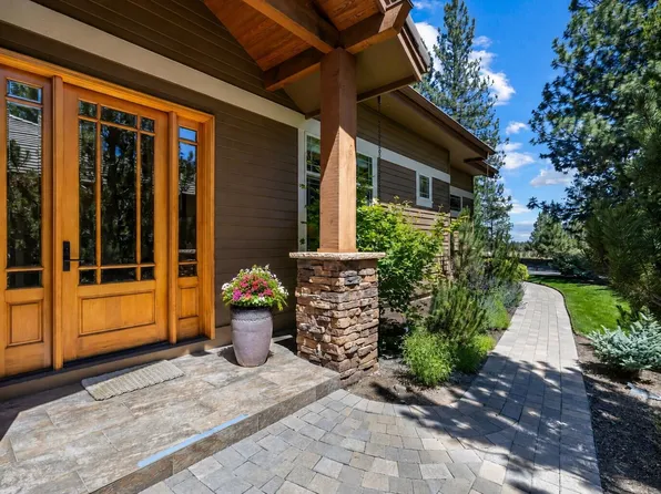 343 SW Mount Washington Dr, Bend, OR 97702
