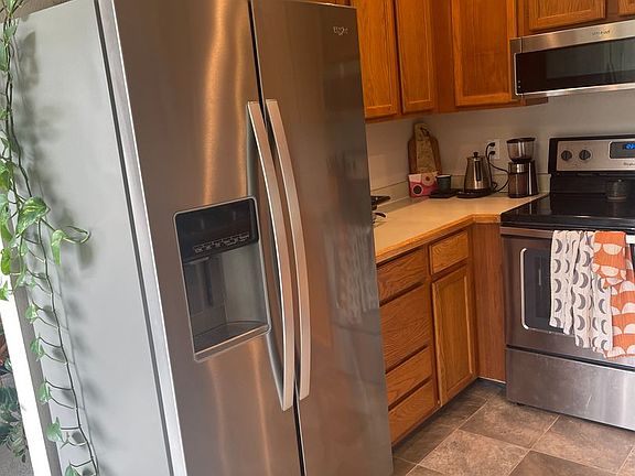 3rd image of 9353 Blackberry St #29