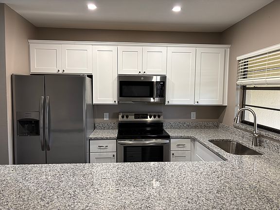 4th image of 3437 E Fort King St APT 221