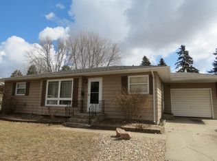 131 Gilley Ave S, Brookings, SD 57006