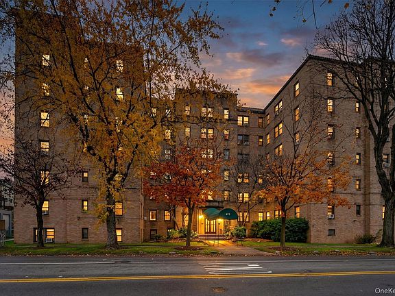 5th image of 475 Bronx River Road #2D
