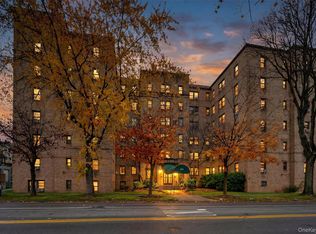 475 Bronx River Road #2D, Yonkers, NY 10704