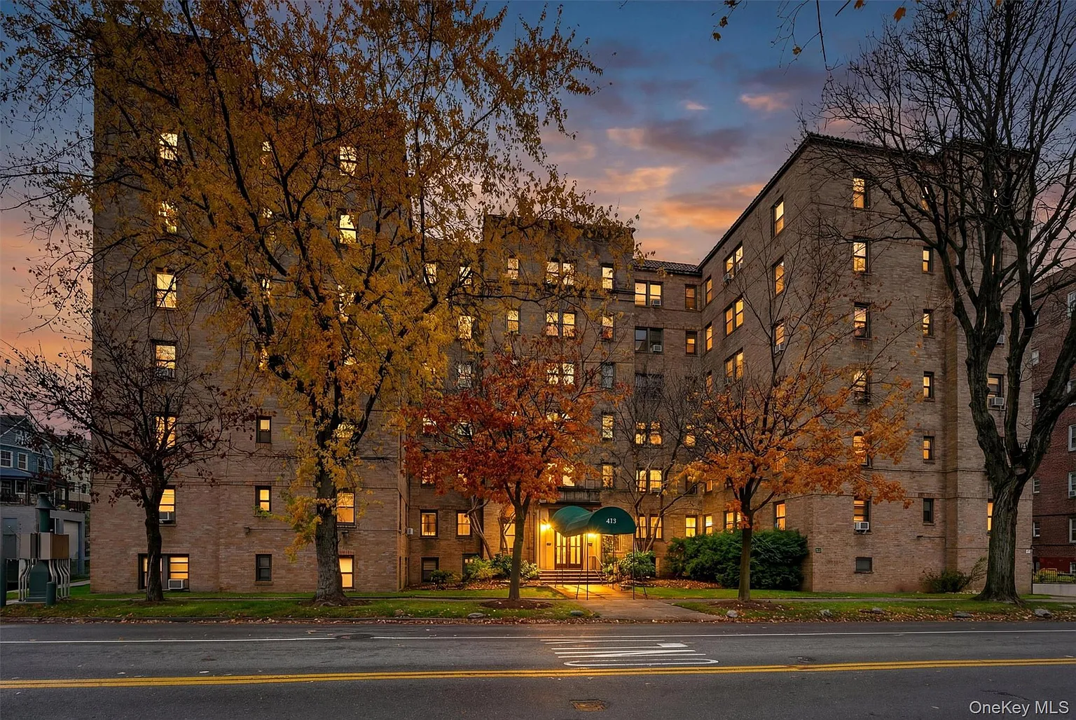 475 Bronx River Road #2D photo 1
