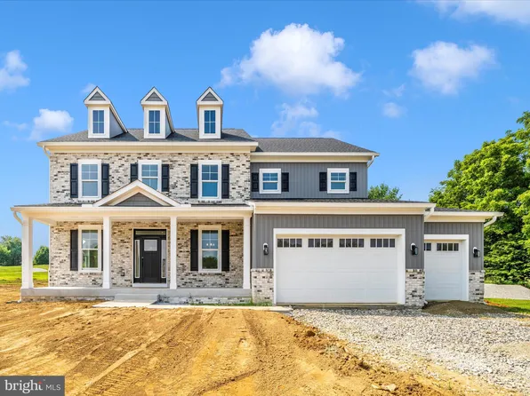 20407 Trout Dr, Hagerstown, MD 21740