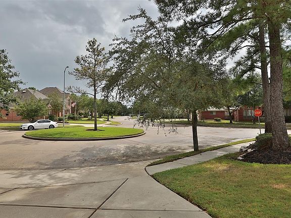 3rd image of 11606 Sun River Ct