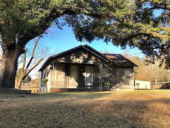 2nd image of 535 Horseshoe Cir