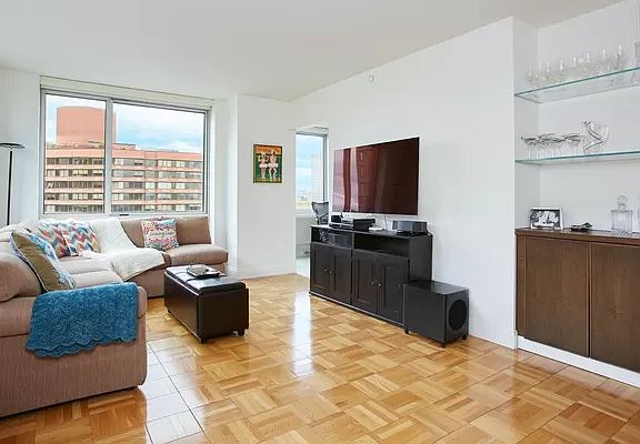2nd image of 215 E 96th St #29H