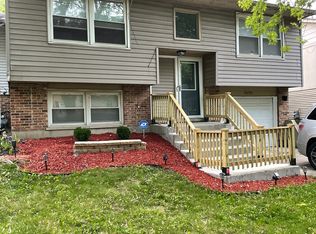 21496 Peterson Ave, Sauk Village, IL