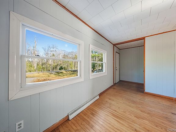 3rd image of 140 Highland Lake Road