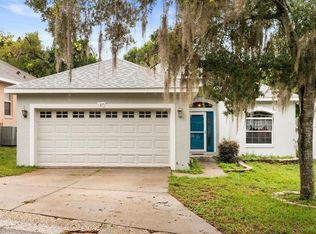37 Townhill Dr, Eustis, FL 32726
