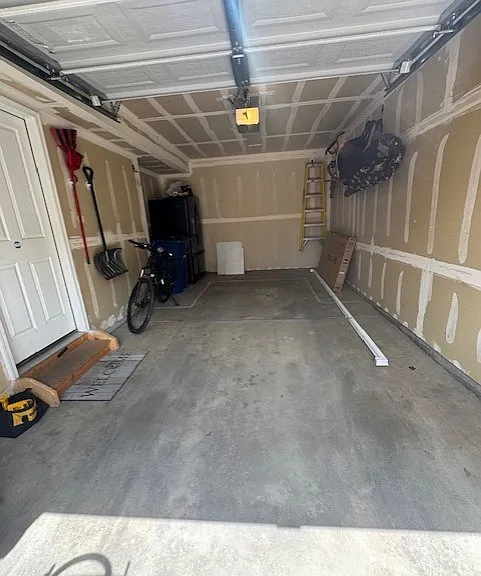 940 Burning Bush Point — Photo 2