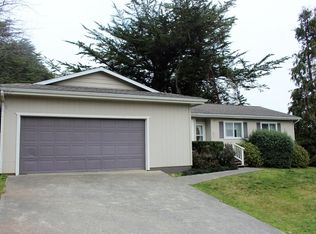 540 Elmira Ave SE, Bandon, OR 97411