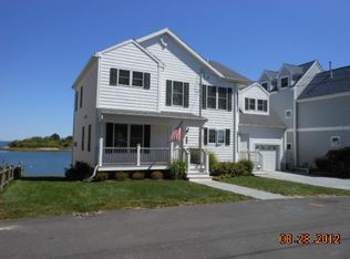 226 Rock Island Rd, Quincy, MA 02169