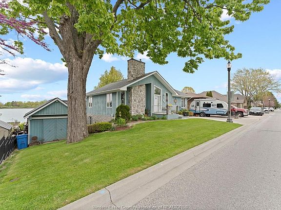 2nd image of 476 Dalhousie St