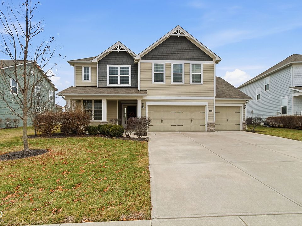 1st image of 12684 Castle Pine Dr
