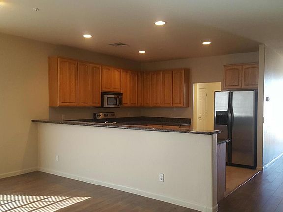 4th image of 16729 E Westby Dr Unit D