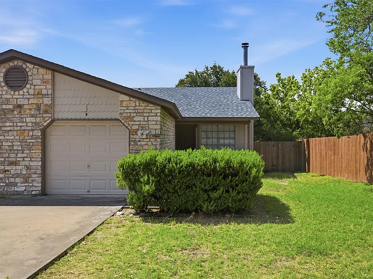 11611 Rustic Rock Dr #B — Photo 2