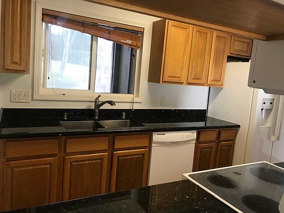 5th image of 92-1286 Kikaha St APT 86