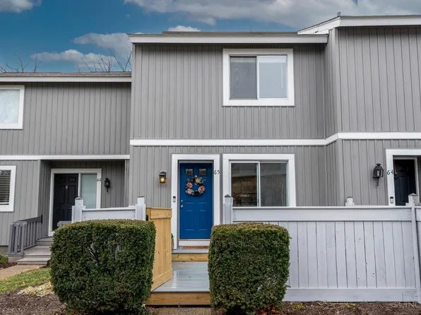 65 Twin Lakes Dr, Fairfield, OH 45014