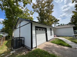 7539 Carothers St, Houston, TX 77028