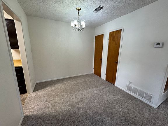 5th image of 704 Lisa Ln