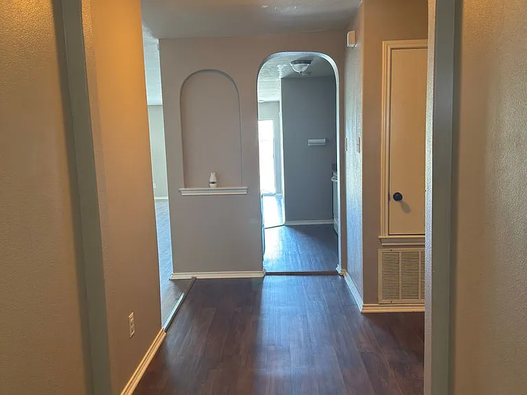 7211 Horizon Star — Photo 2