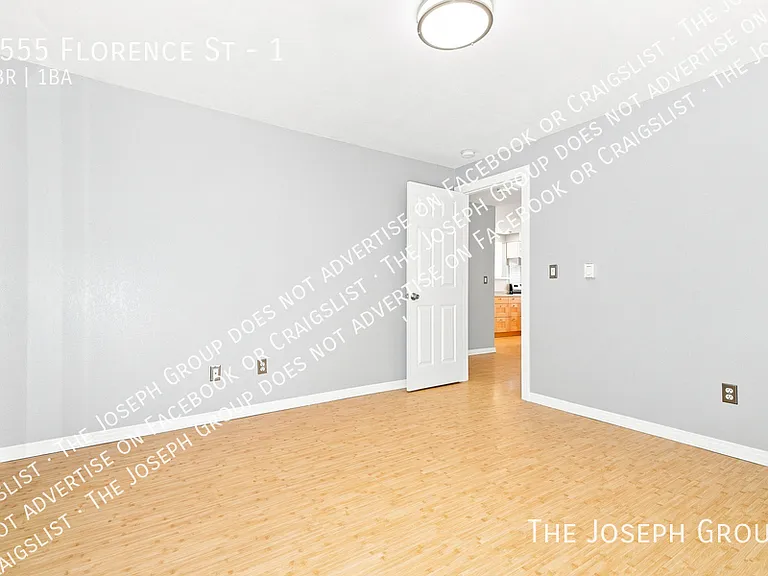 1555 Florence St #1 — Photo 16