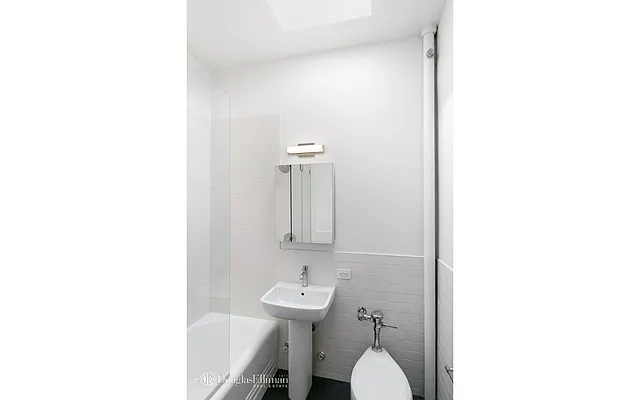 Rented by Douglas Elliman | media 13