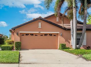 182 Shell Falls Dr, Apollo Beach, FL 33572